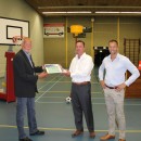 Wethouder Bas Berkelmans overhandigde het certificaat